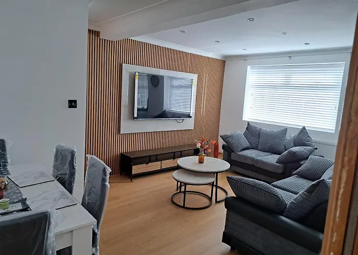 Grand Apartments Stretford